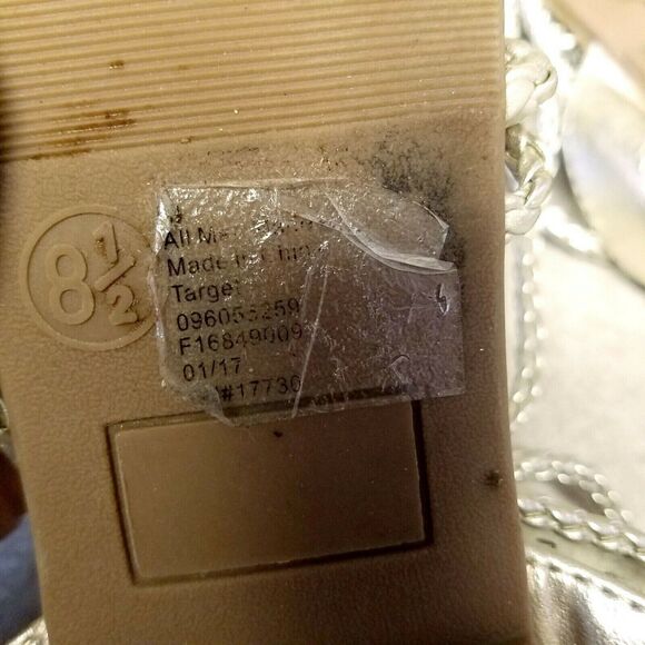 Mossimo Womens   Size 8.5 Silver Gladiator Strap Sandals - Picture 2 of 9